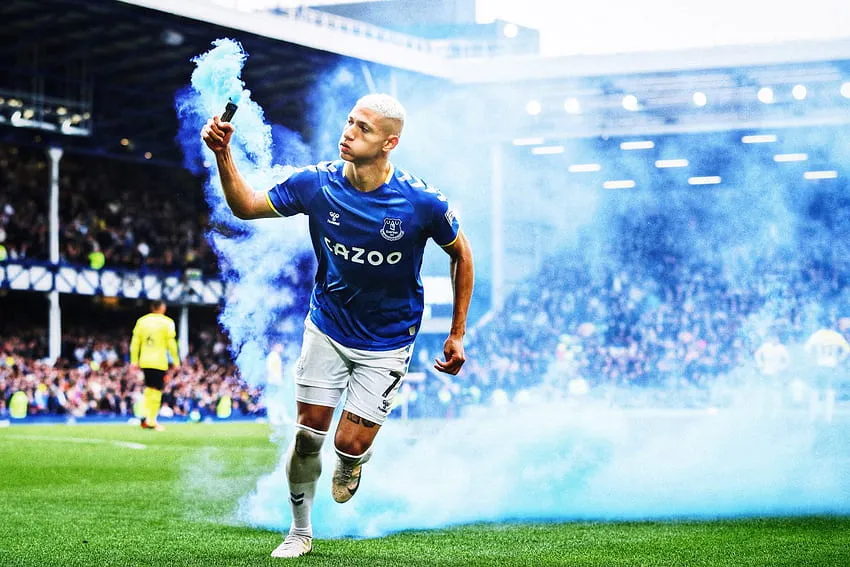 Serie A title race heats up